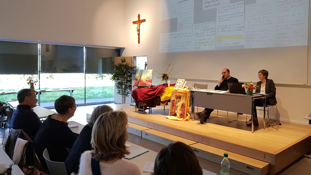 Annoncer « Le Salut »