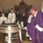 Bénédiction du bourdon par Mgr Percerou