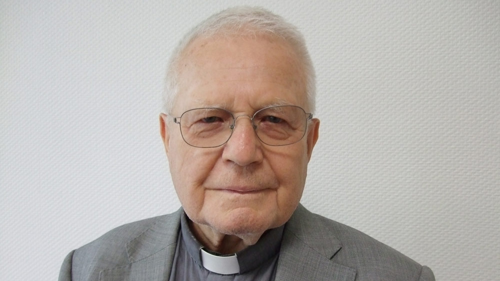 Père Daniel Tertrais