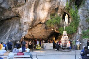 Passage à la Grotte