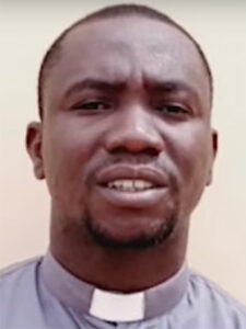 Père Christopher Oshalaiye