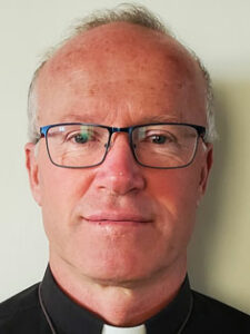 Père Arnaud de Guibert